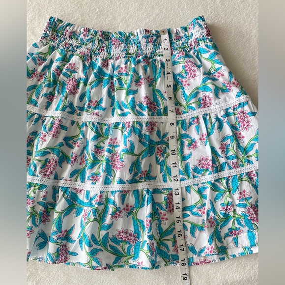 J. Crew Factory Smocked Tiered Floral Mini skirt , medium - Picture 11 of 12